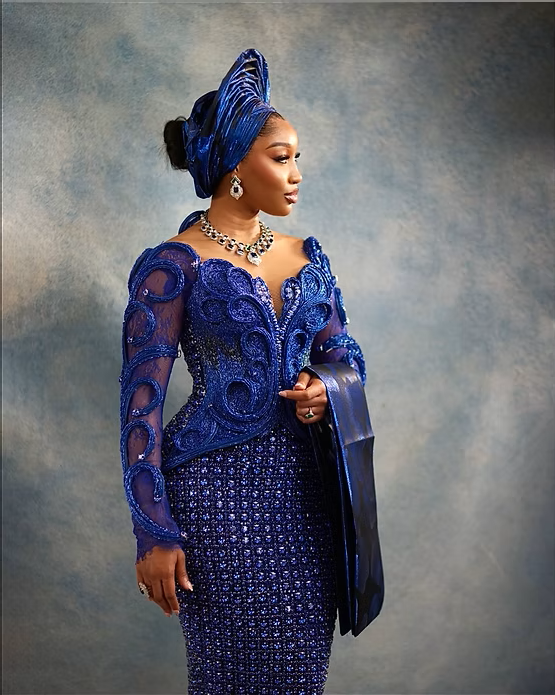 GLITZ LOOKBOOK
